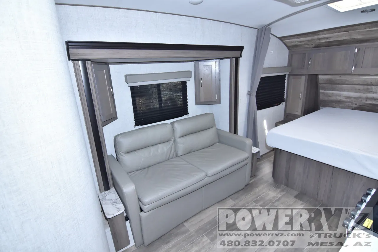2022 Gulf Stream Vista Cruiser 19CSK - Photo 4