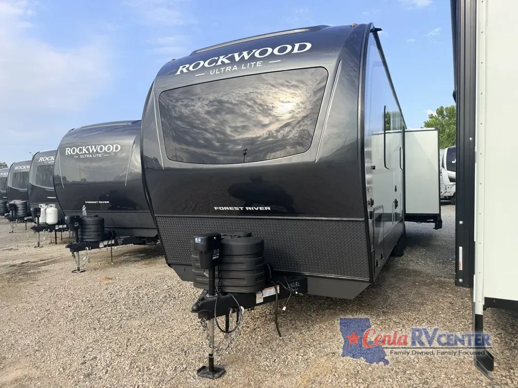 2027 Forest River Rockwood Ultra Lite 2921RL