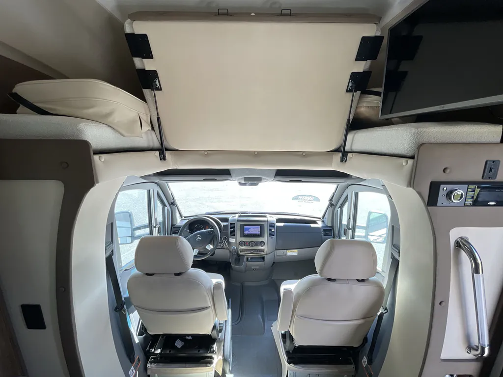 2019 Tiffin Wayfarer 25 QW, Photos photo 22