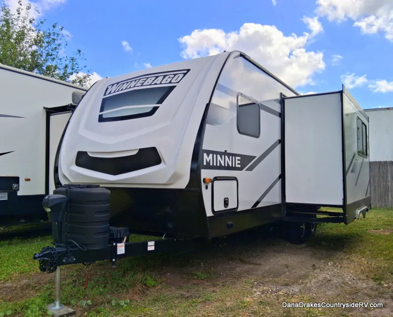 2024 Winnebago Minnie 2327TB - Photo 3