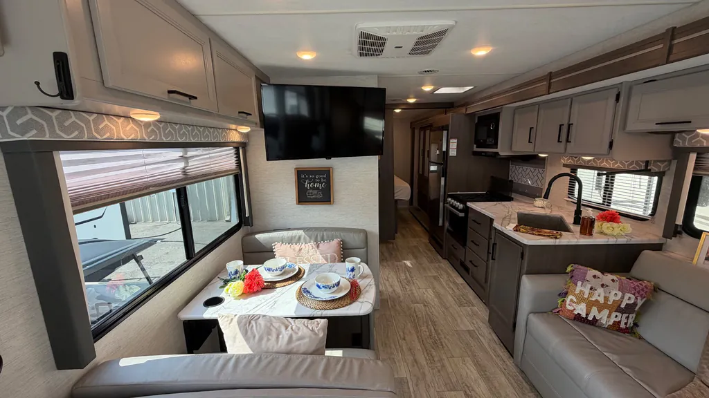2025 Thor Motor Coach Freedom Traveler A29, Photos photo 29