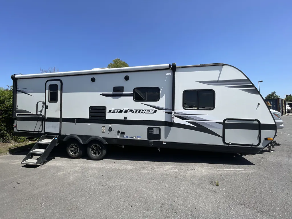 2022 Jayco Jay Feather 25RB, Photos photo 5
