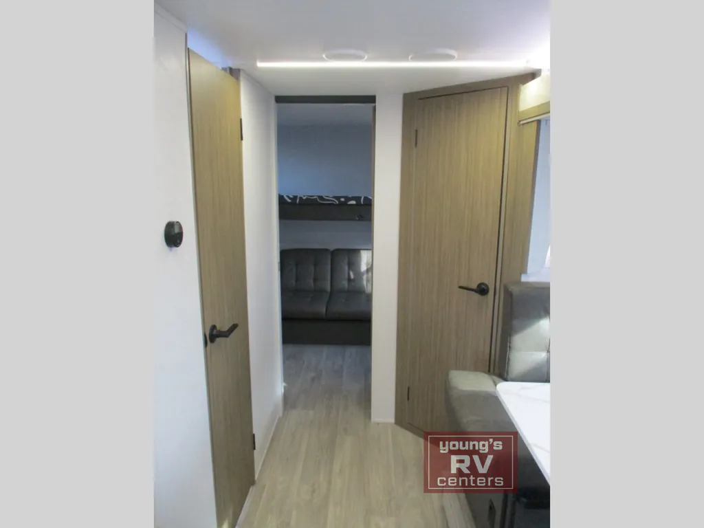 2027 Forest River Salem Cruise Lite 273QBXL, Photos photo 25