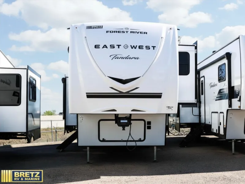 2026 East to West Tandara 295RL - Photo 4