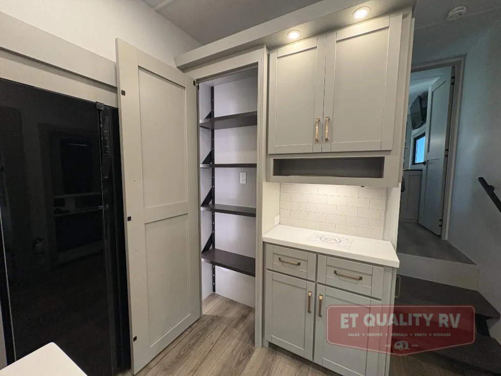 2026 Brinkley Model Z 3515, Photos photo 25