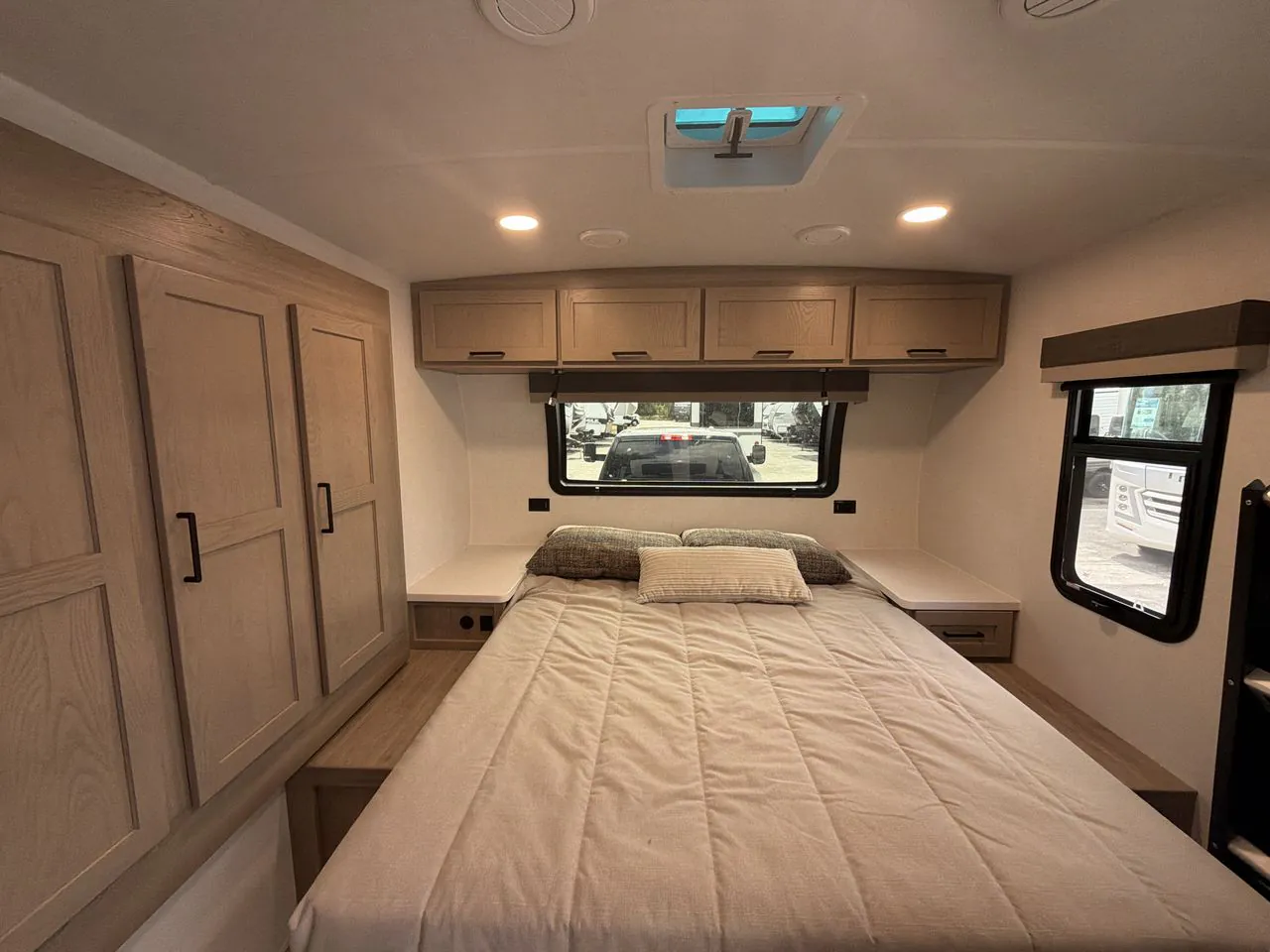 2026 Forest River Rockwood Mini Lite 2515S — Photo 7