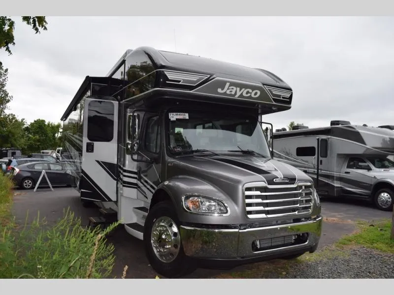 2026 Jayco Seneca Prestige 37M - Photo 3