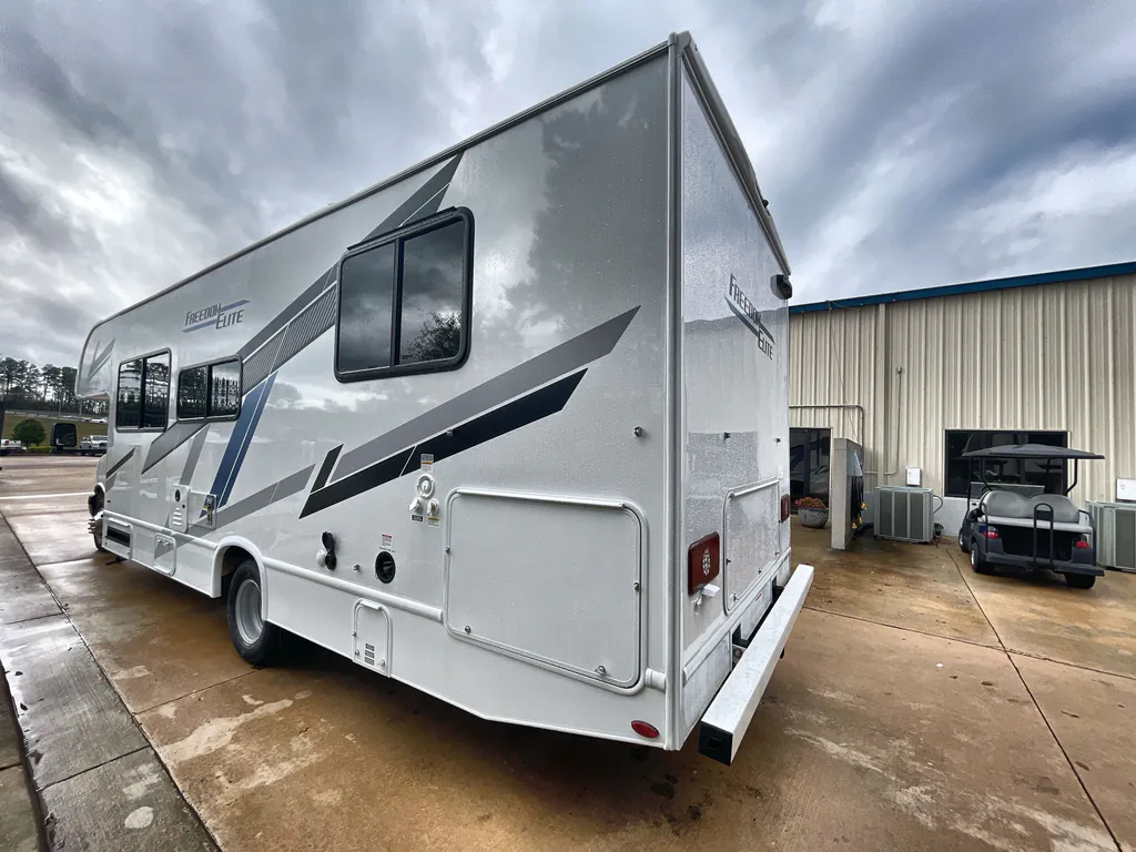 2026 Thor Motor Coach Freedom Elite 28HZ, Photos photo 36