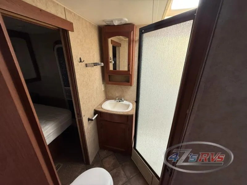 2013 Dutchmen Denali 246RK - Photo 3