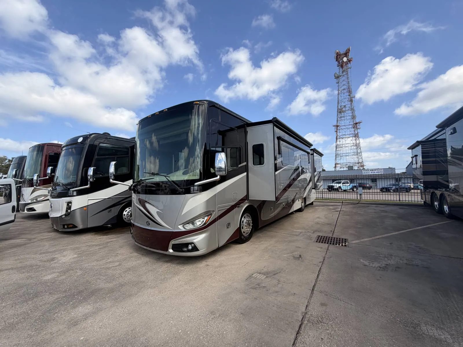 2018 Tiffin Phaeton 37 BH - Photo 2