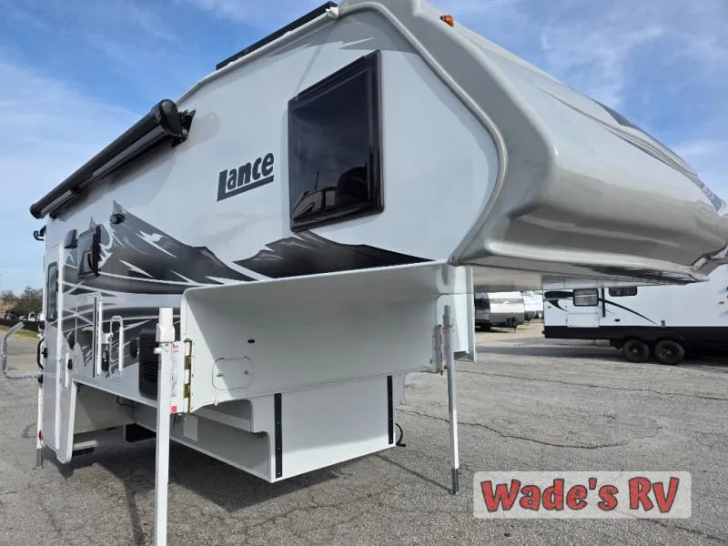 2026 Lance Lance Truck Campers New    1172 - Photo 2