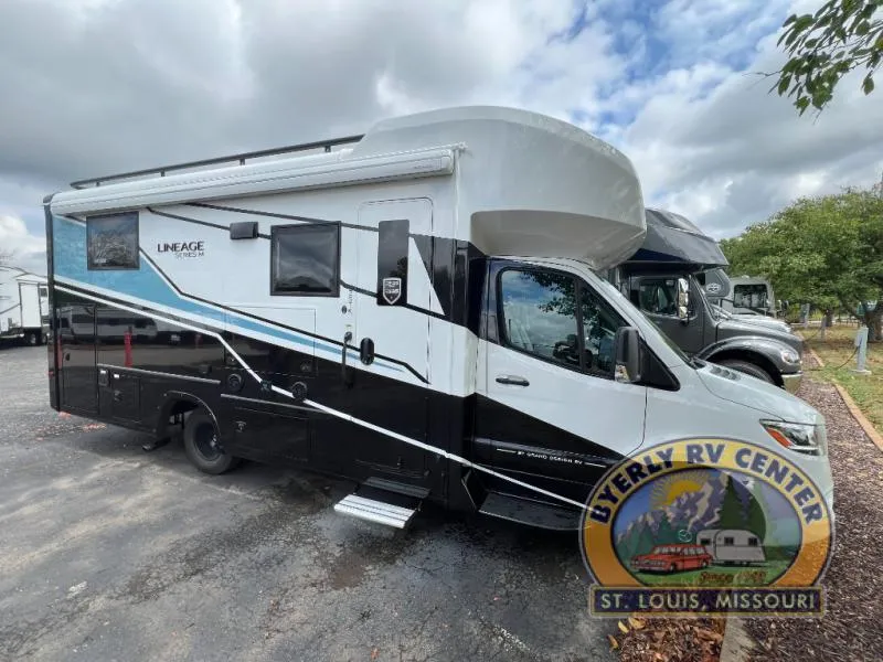 2026 Grand Design Lineage Series M 25TK - Photo 2
