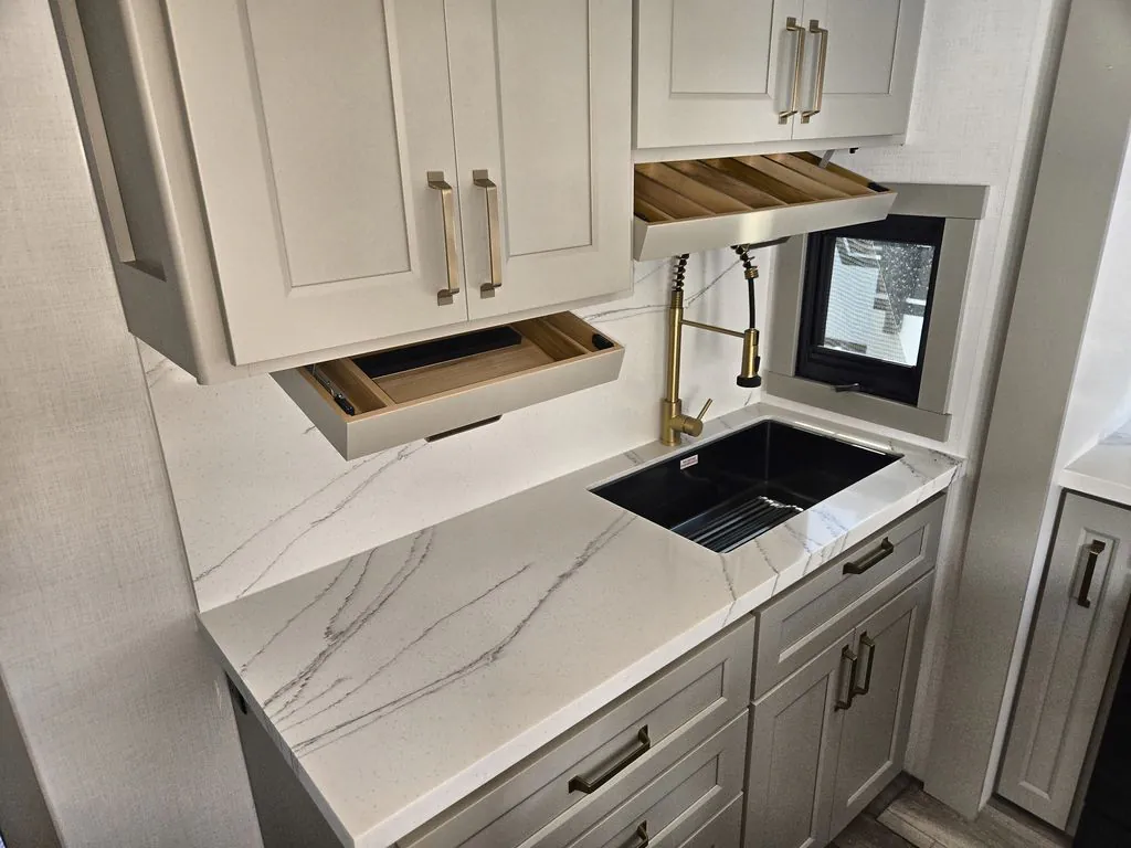 2026 Brinkley Model G 3970, Photos photo 22
