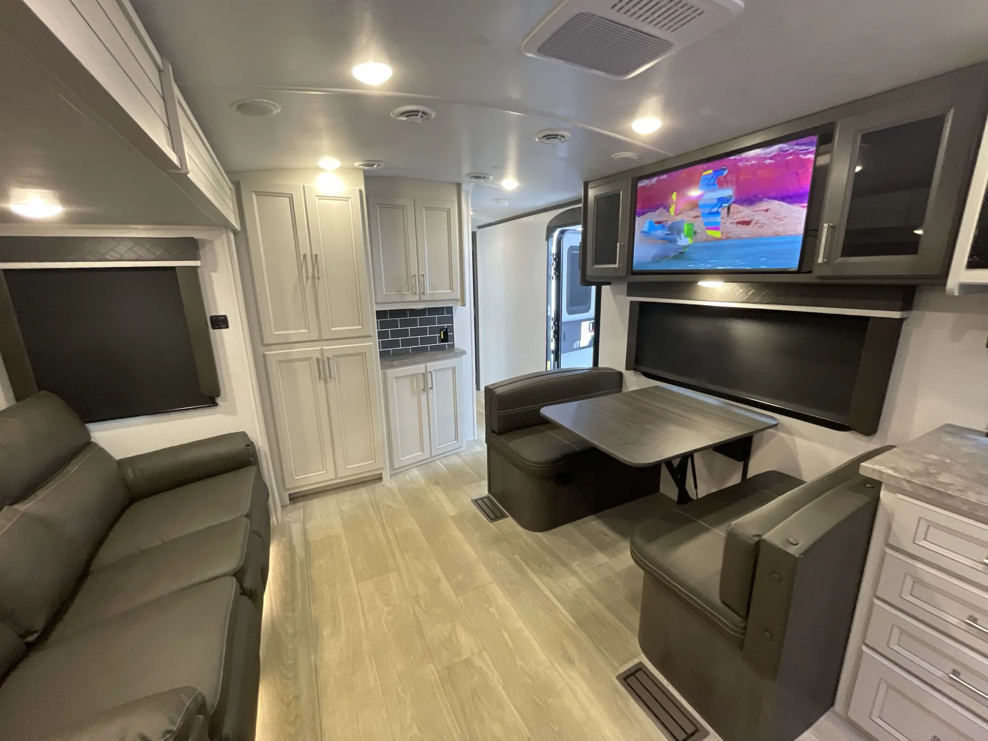 2024 Keystone Cougar Half-Ton 25MLE — living area main