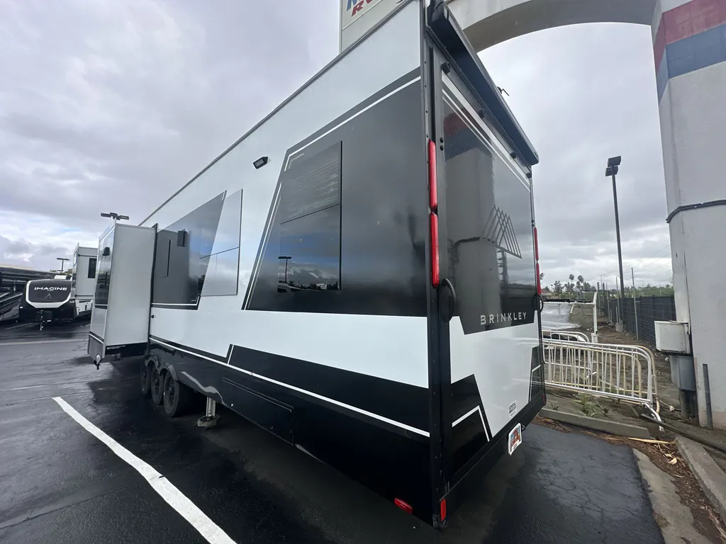 2024 Brinkley Model G 4000, Photos photo 5