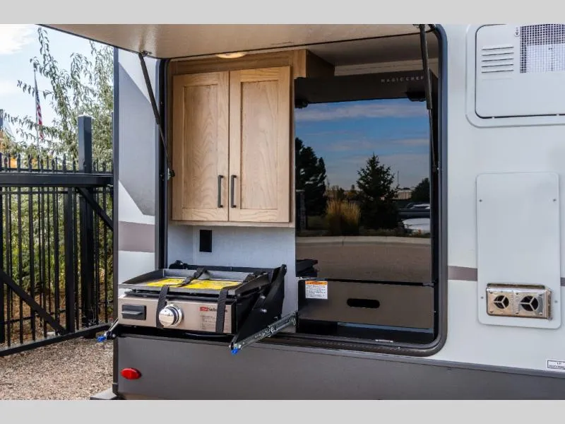2026 Forest River Rockwood Signature 8336BH - Photo 3
