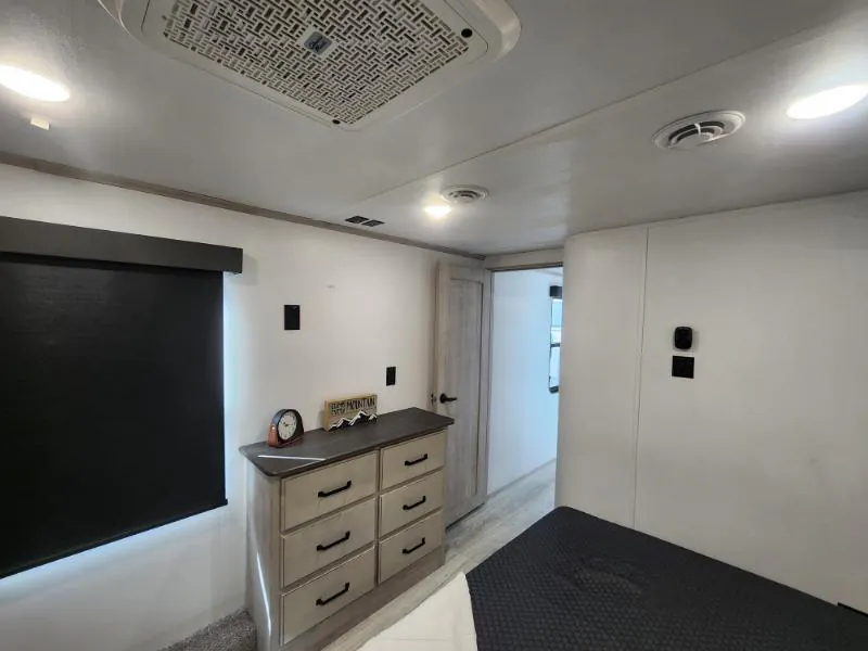 2024 Keystone Montana High Country 385BR, Photos photo 52