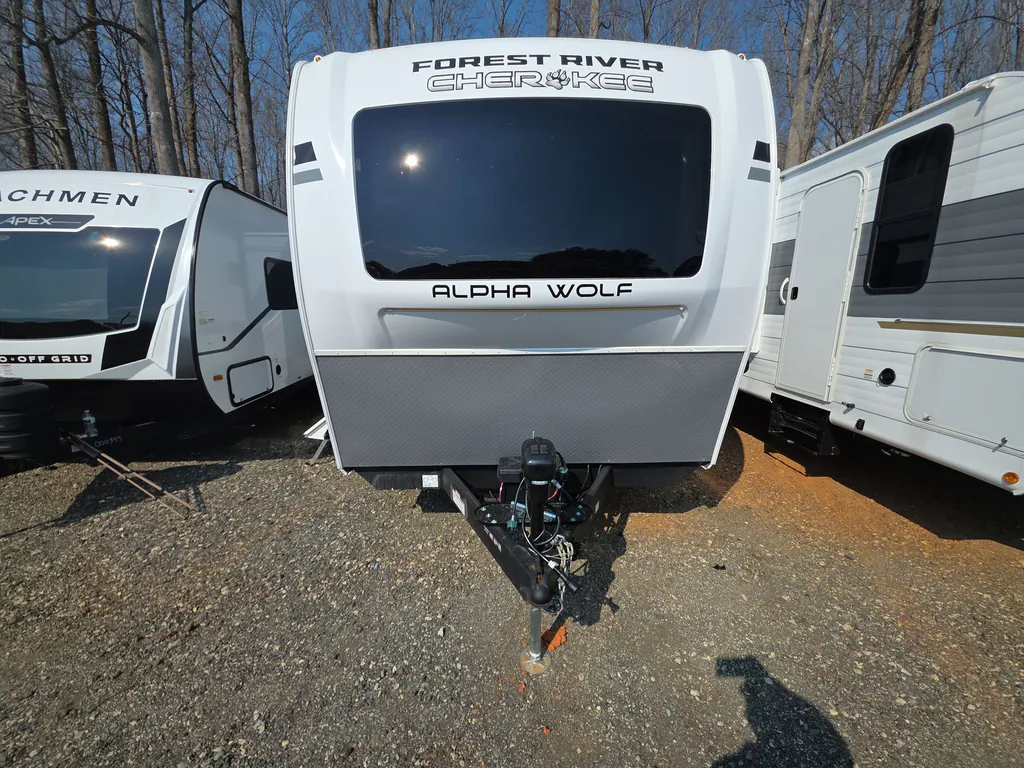 2026 Forest River Cherokee Alpha Wolf 29DCB, Photos photo 3