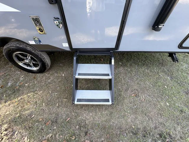 2023 Venture RV Sonic Lite SL150VRB - Photo 3