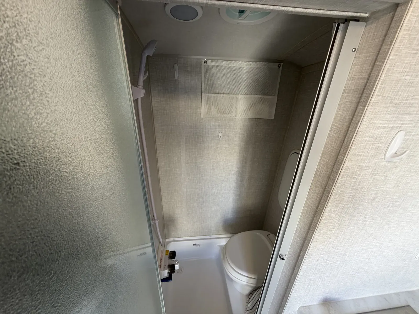 2021 Forest River Rockwood Geo Pro 15TB — Photo 7