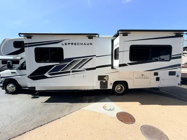 2027 Coachmen Leprechaun 308KB - Photo 4