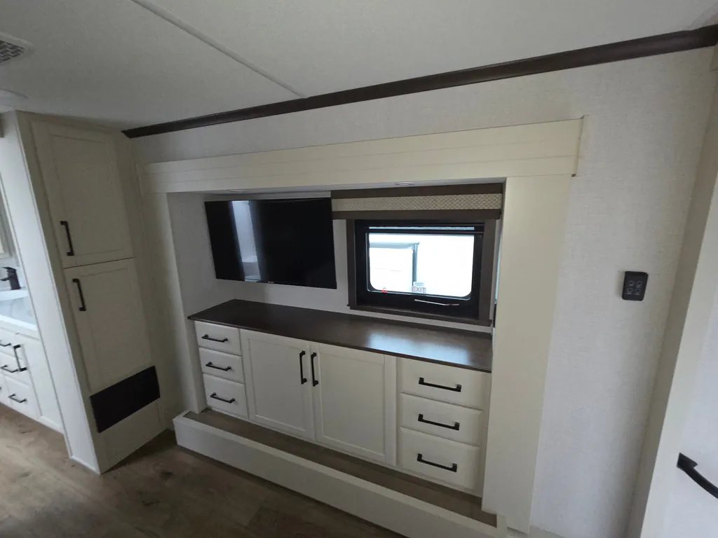 2026 Forest River Riverstone Legacy 43BFC, Photos photo 46