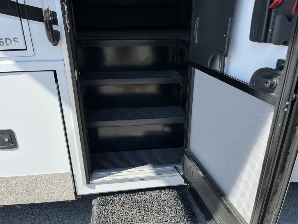 2019 nexus rv Ghost 36DS, Photos photo 36