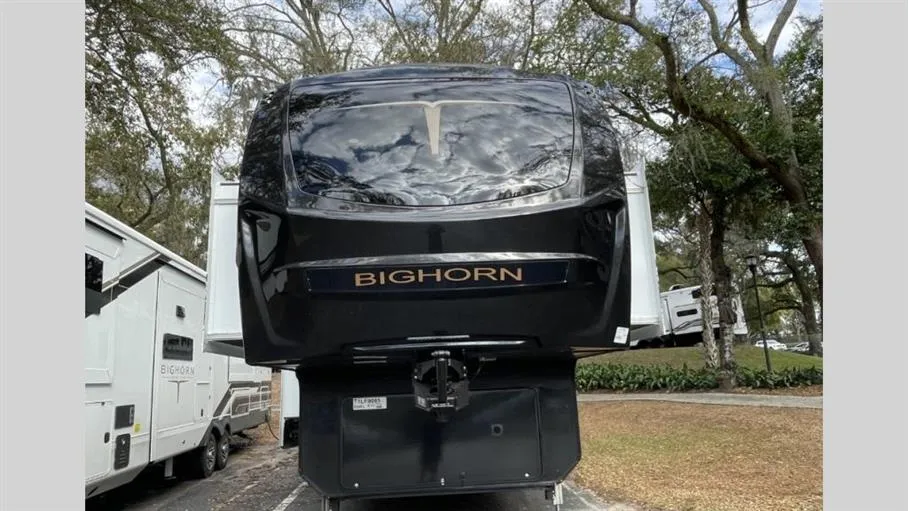 2026 Heartland Bighorn 39FL - Photo 3