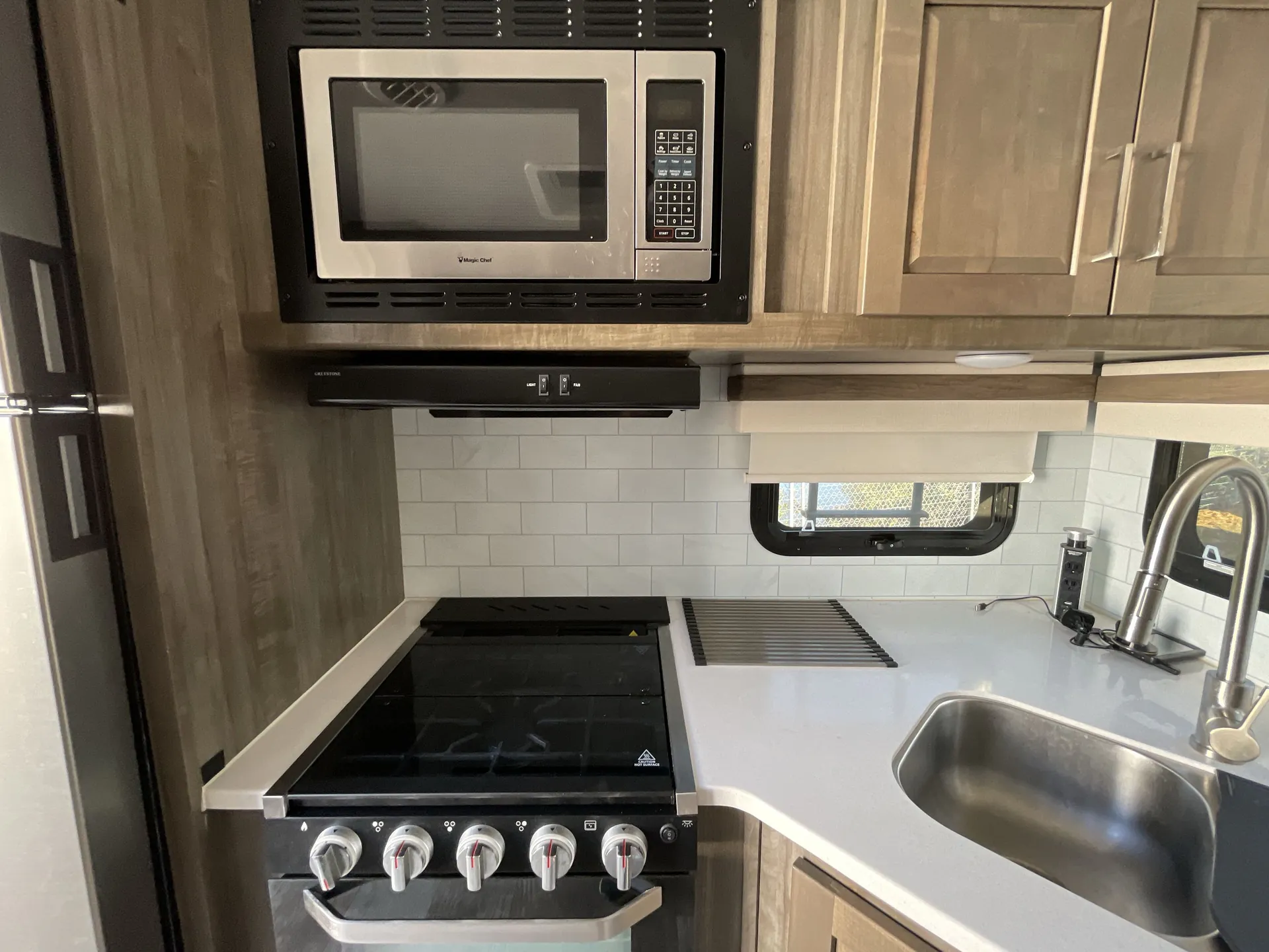 2022 Forest River Rockwood Ultra Lite 2614BS — living area main