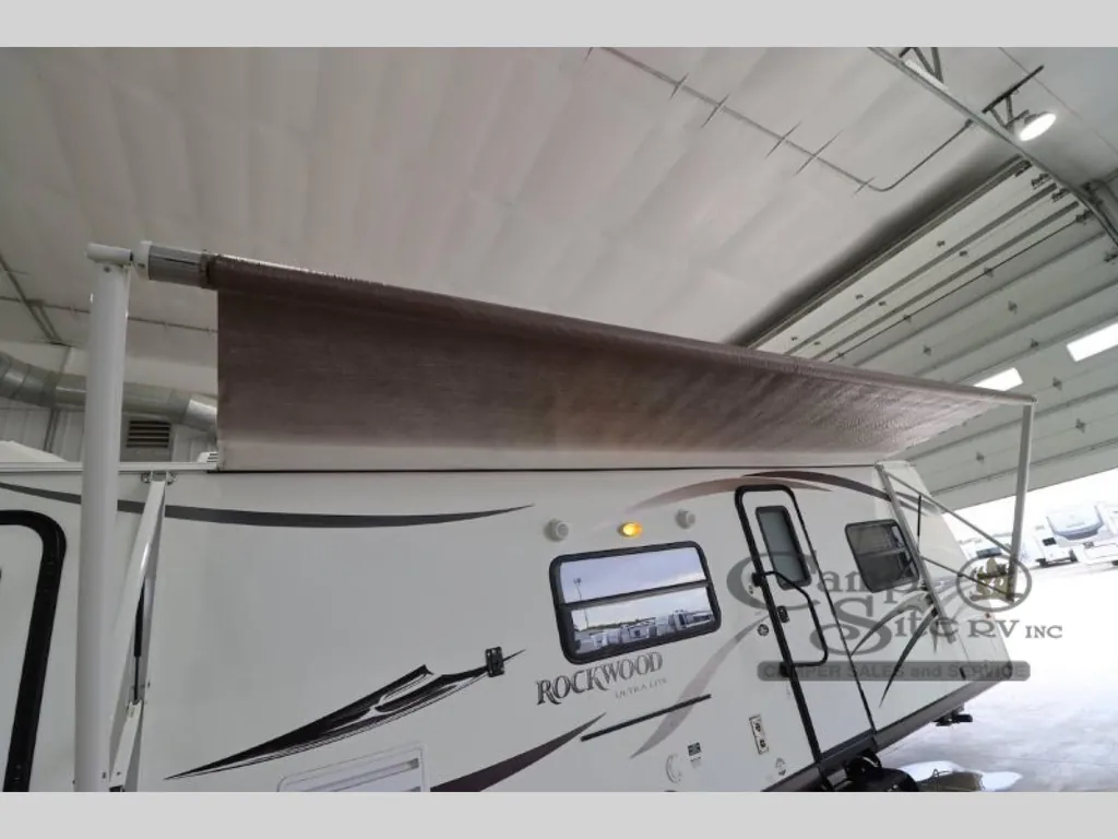 2014 Forest River Rockwood Ultra Lite 2702SS, Photos photo 6
