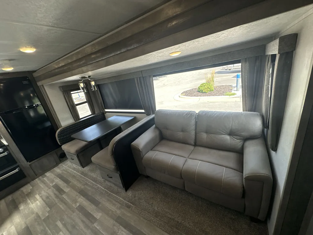 2020 Forest River Vibe 25RK, Photos photo 17