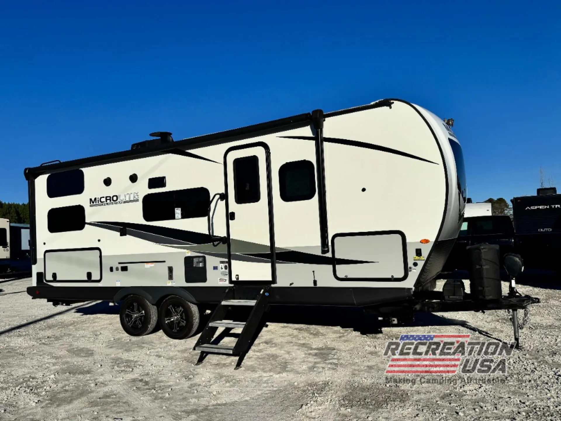 2023 Forest River Flagstaff Micro Lite 25BRDS