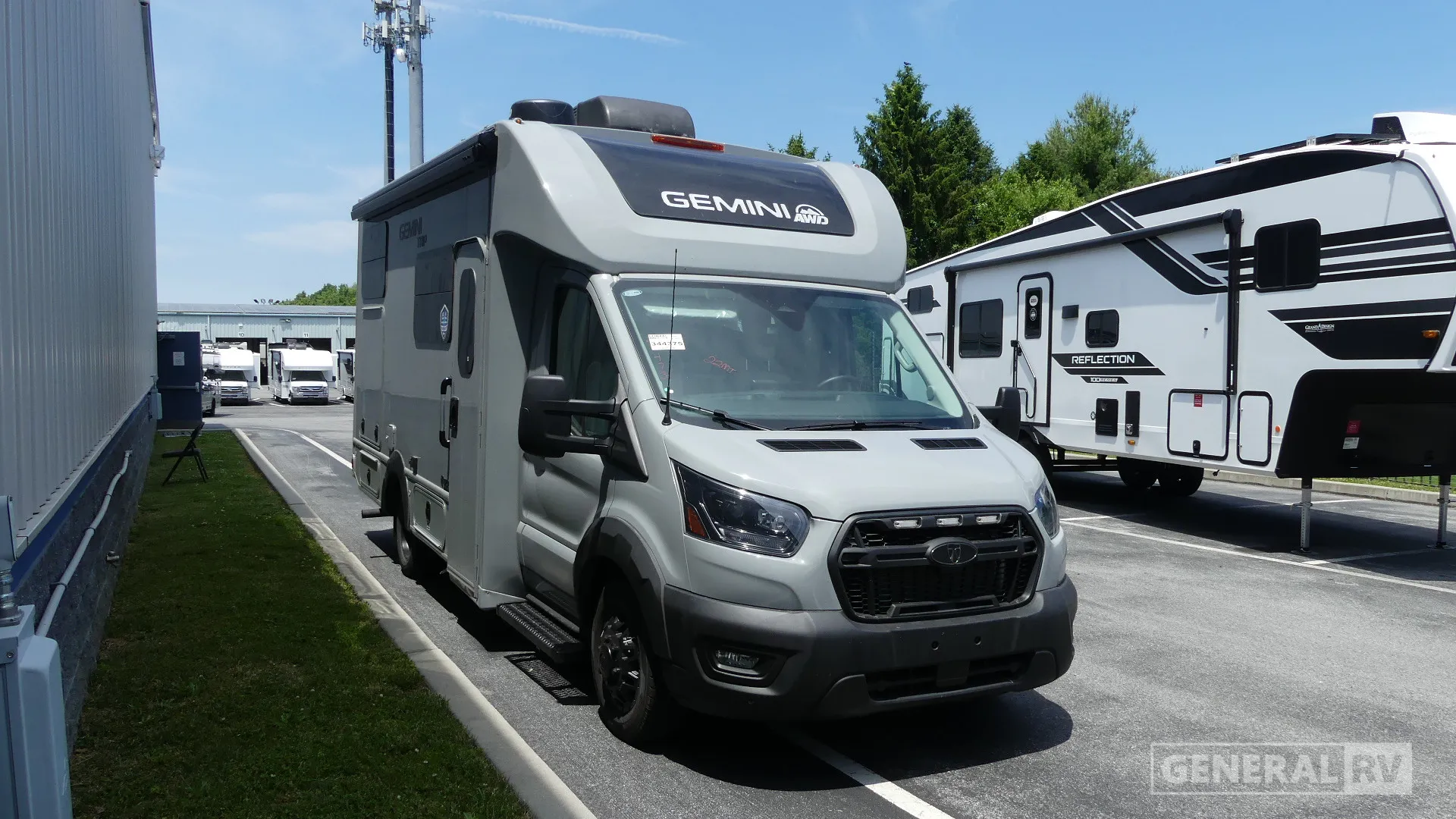 2027 Thor Motor Coach Gemini Trip 22MT - Photo 2