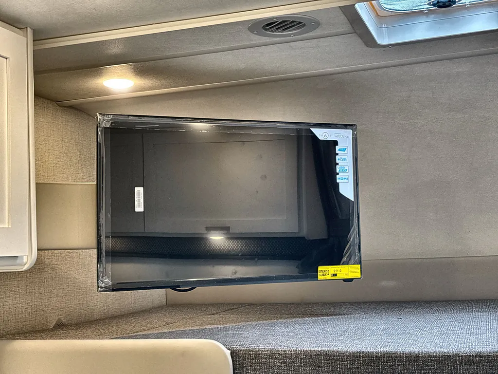 2026 Thor Motor Coach Freedom Elite 28HZ, Photos photo 14