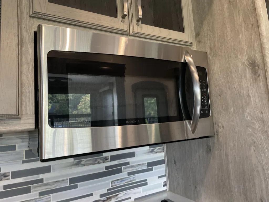 2022 Keystone Avalanche 390DS, Photos photo 12