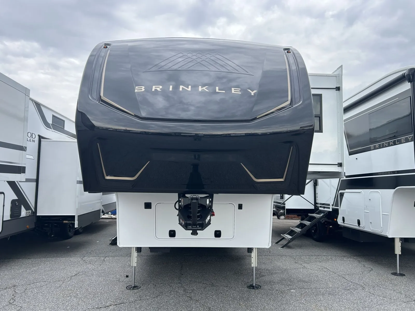2026 Brinkley MODEL Z 3200 - Main photo