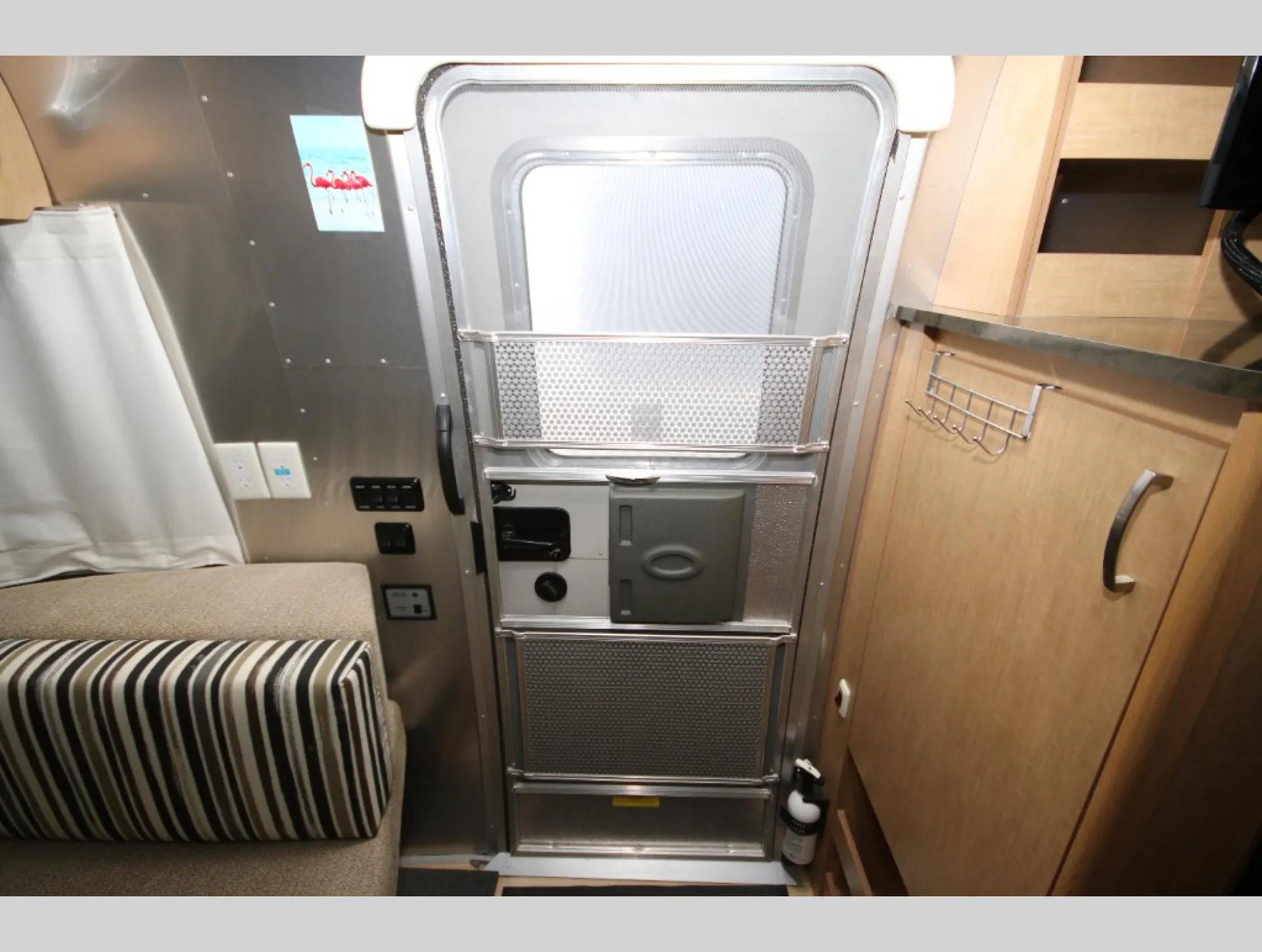 2016 Airstream Flying Cloud 19CB - Photo 3
