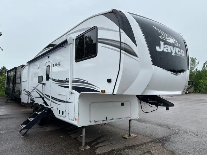 2023 Jayco Eagle HT 29.5BHDS - Photo 2