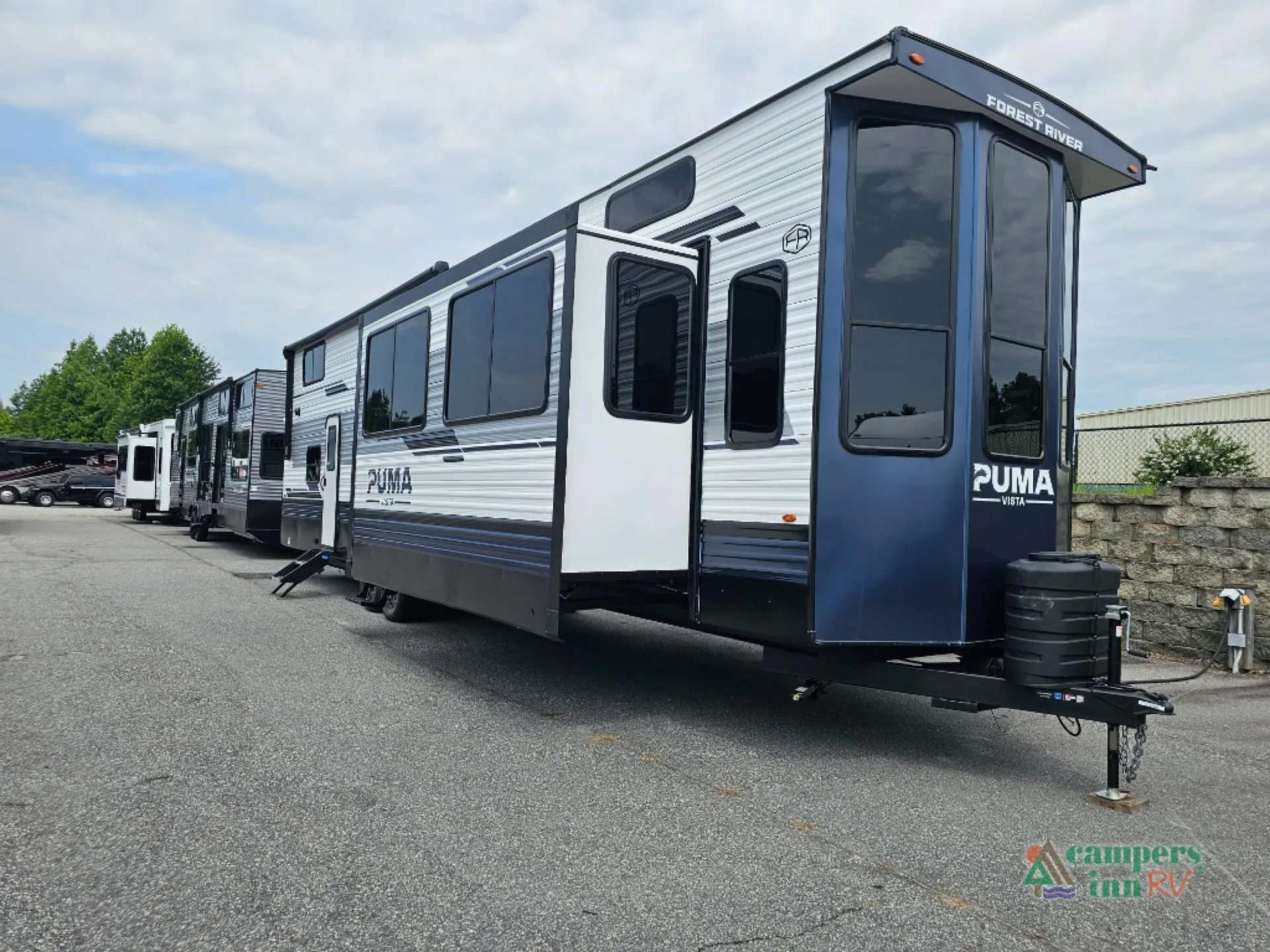 2027 Forest River Puma Vista 402LFT
