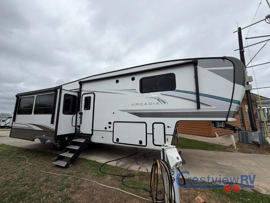 2024 Keystone Arcadia 3260RL - Photo 3