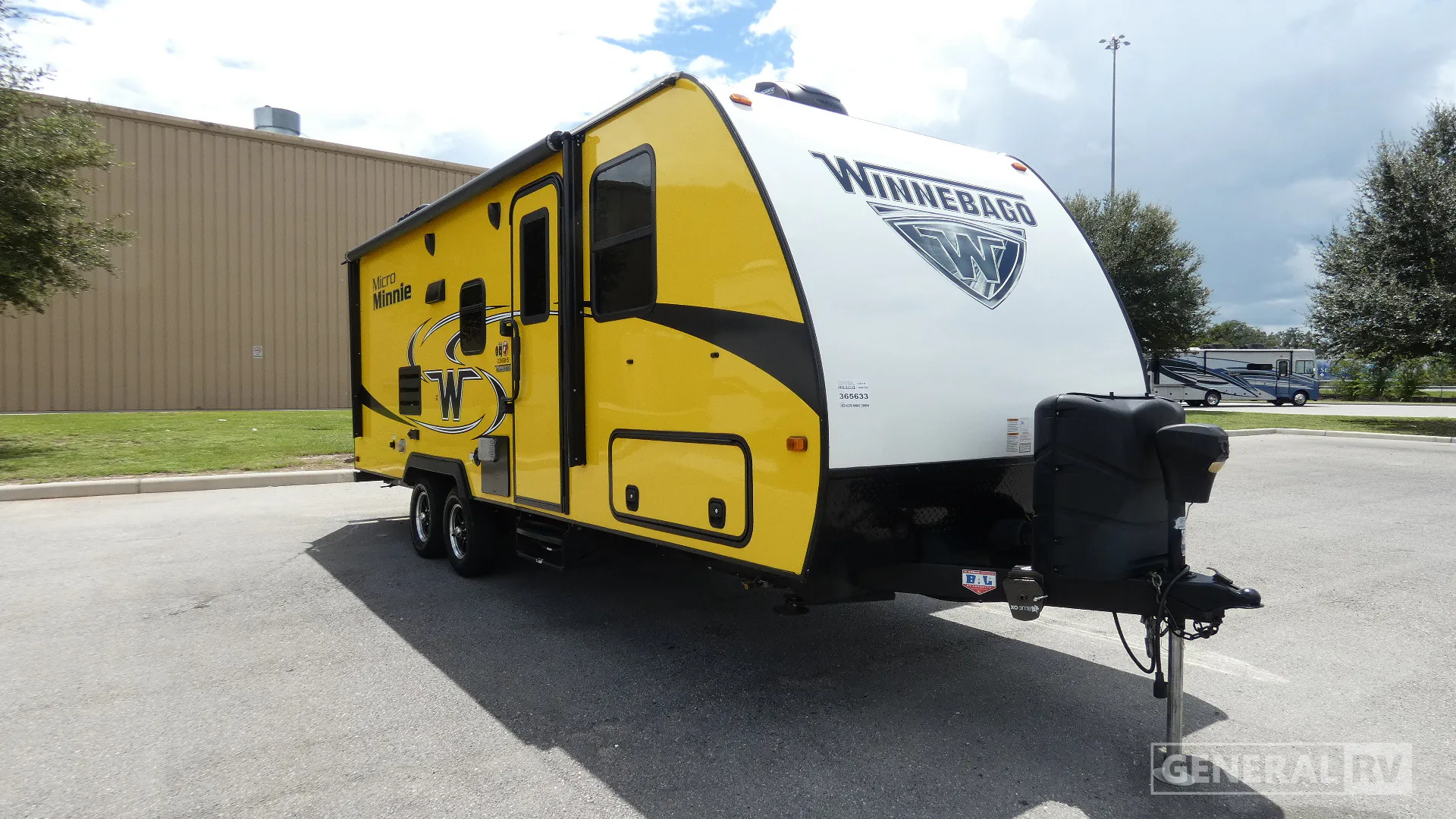 2019 Winnebago Micro Minnie 2306BHS - Photo 2