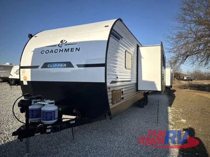 2026 Coachmen Clipper 262DBS - Photo 4