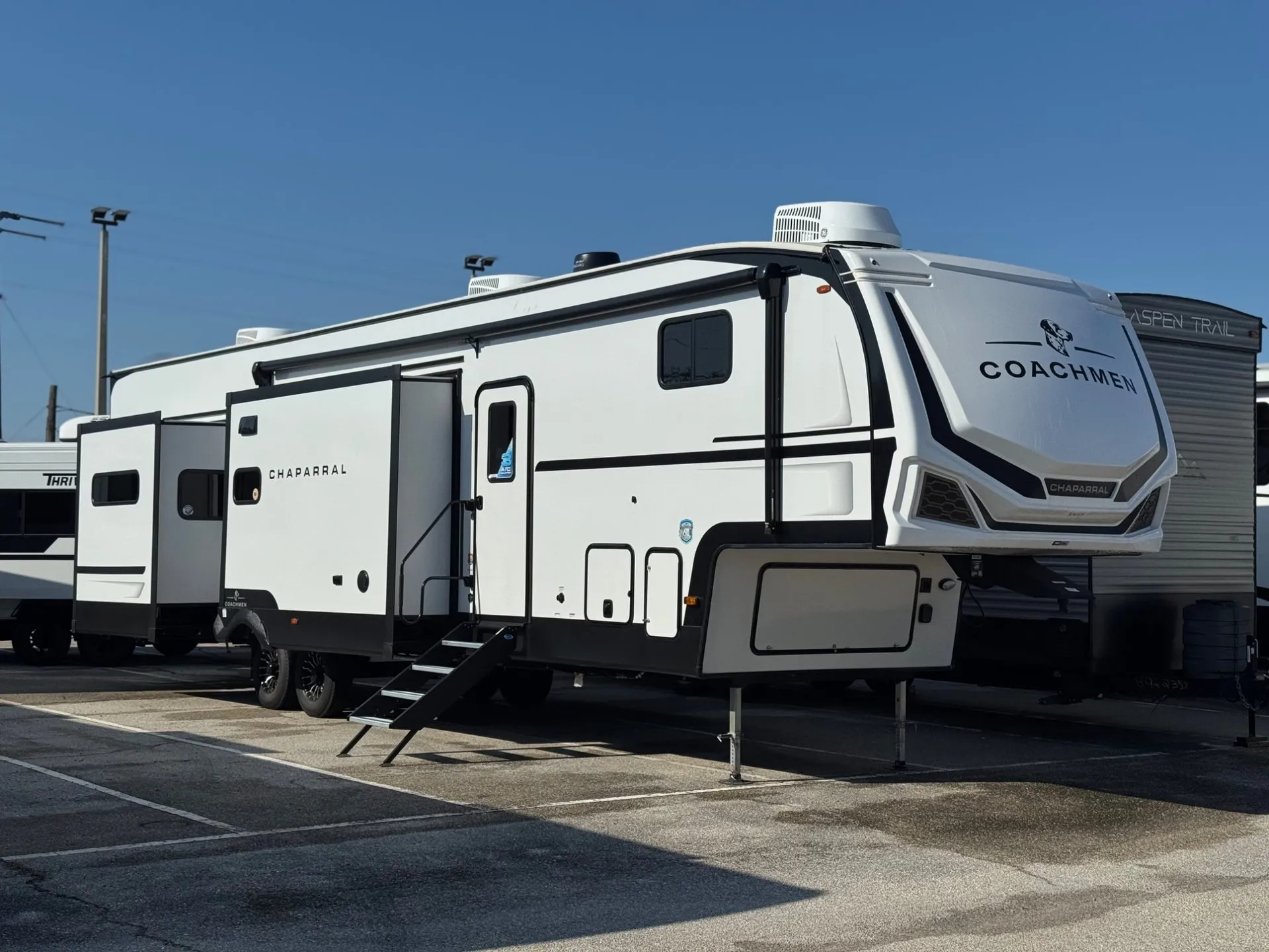 2026 Coachmen Chaparral 381DBL - Photo 2