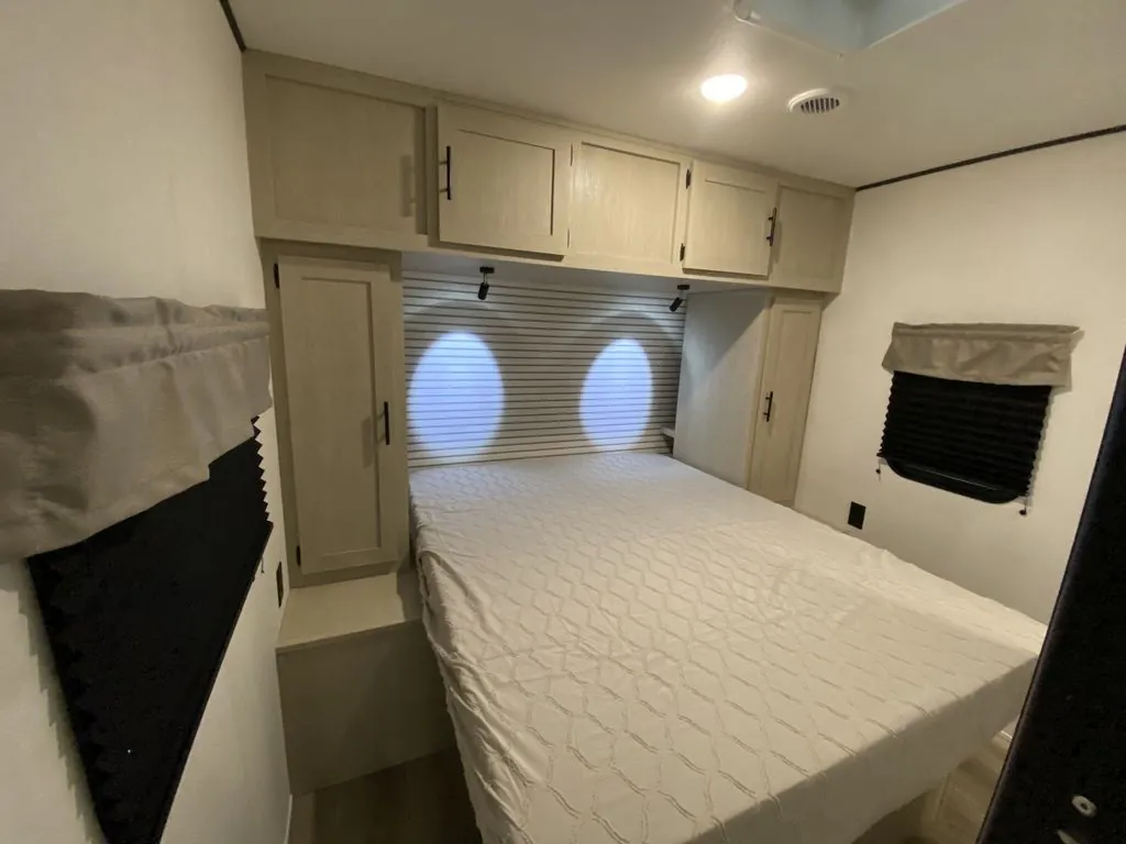 2026 Shasta RVs i-5 Edition 530BQB, Photos photo 76