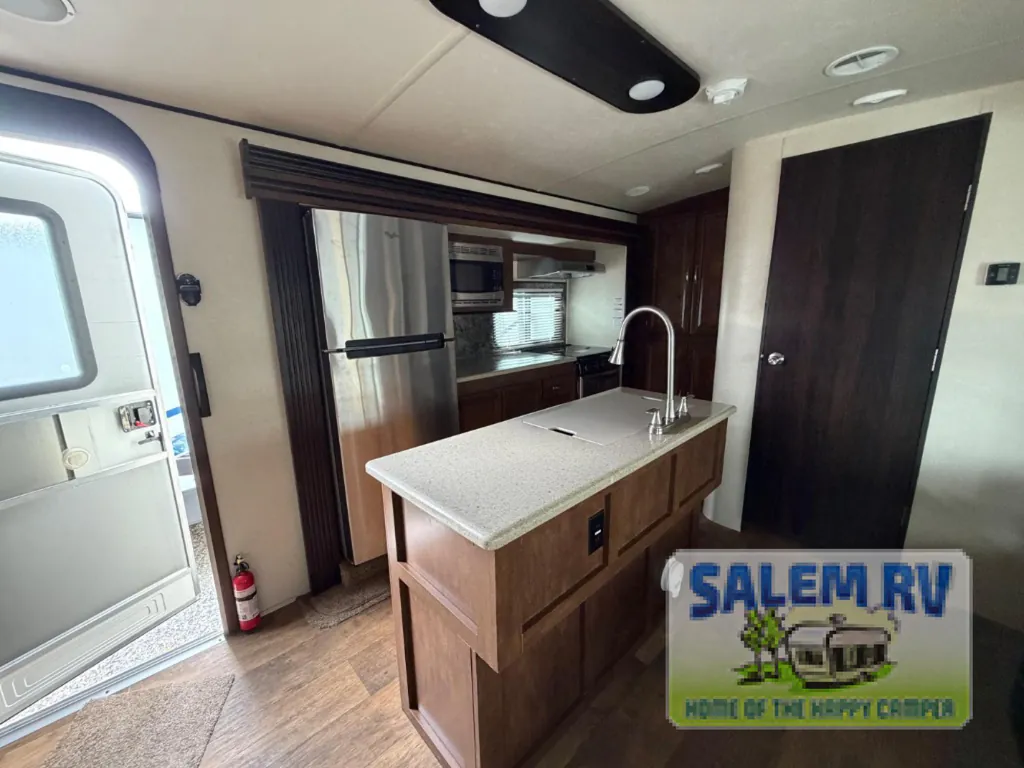 2018 Forest River Salem Hemisphere Lite 300BH, Photos photo 16