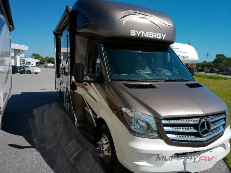 2017 Thor Motor Coach Synergy SP24 - Main photo