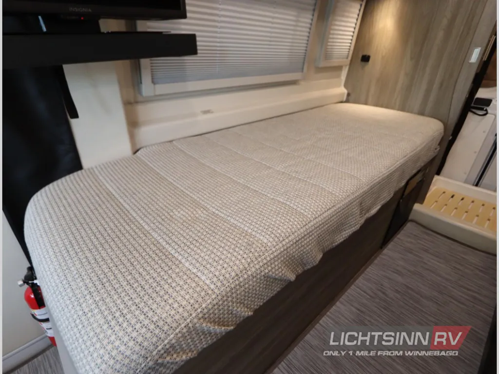 2025 Winnebago Travato 59KL, Photos photo 41