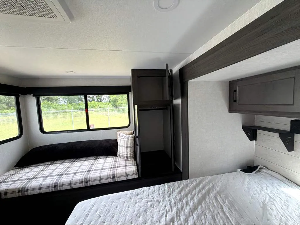 2026 Venture RV Stratus SR262VFK, Photos photo 31