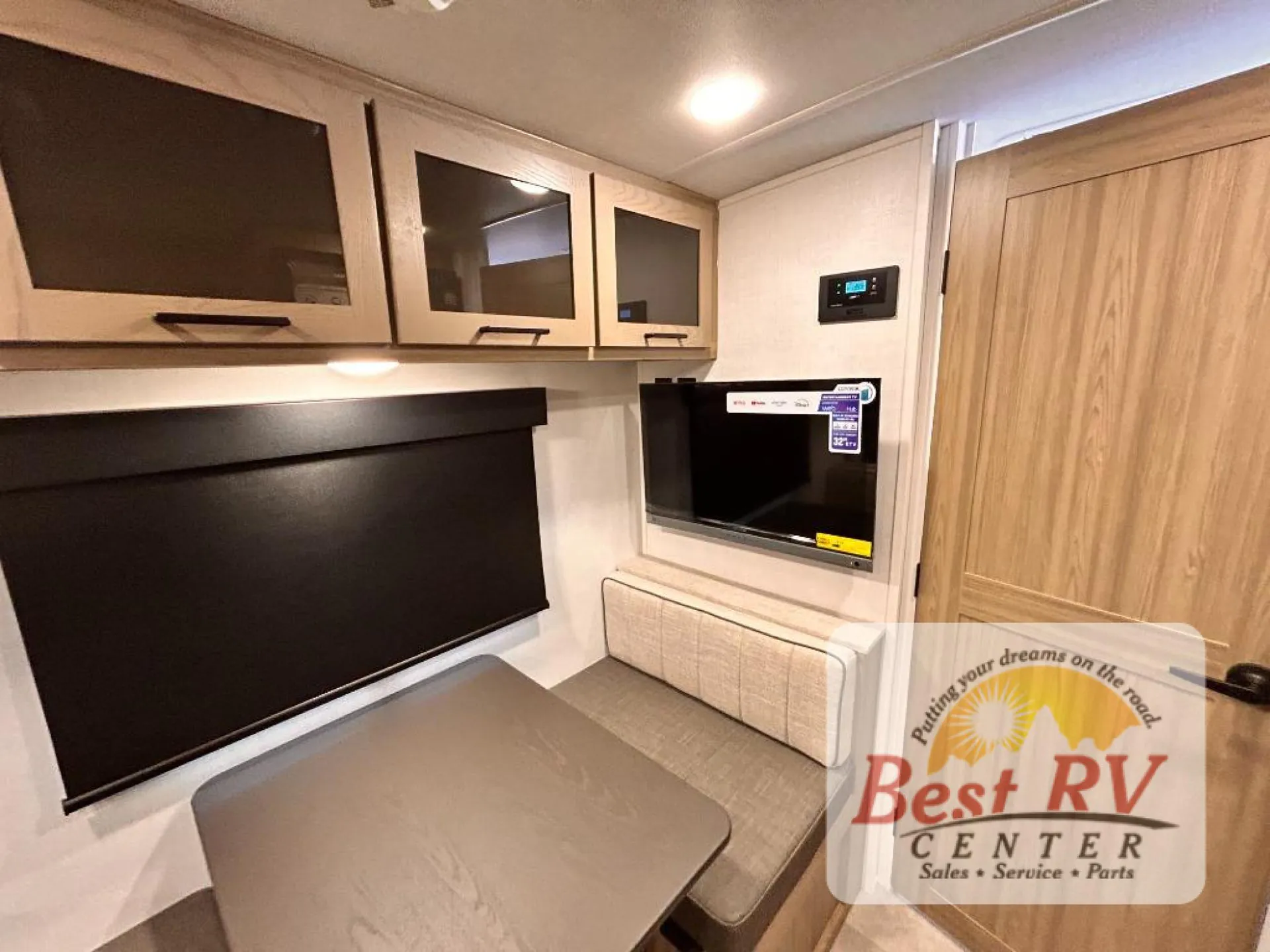2027 Forest River Rockwood Geo Pro 19FD — Photo 6