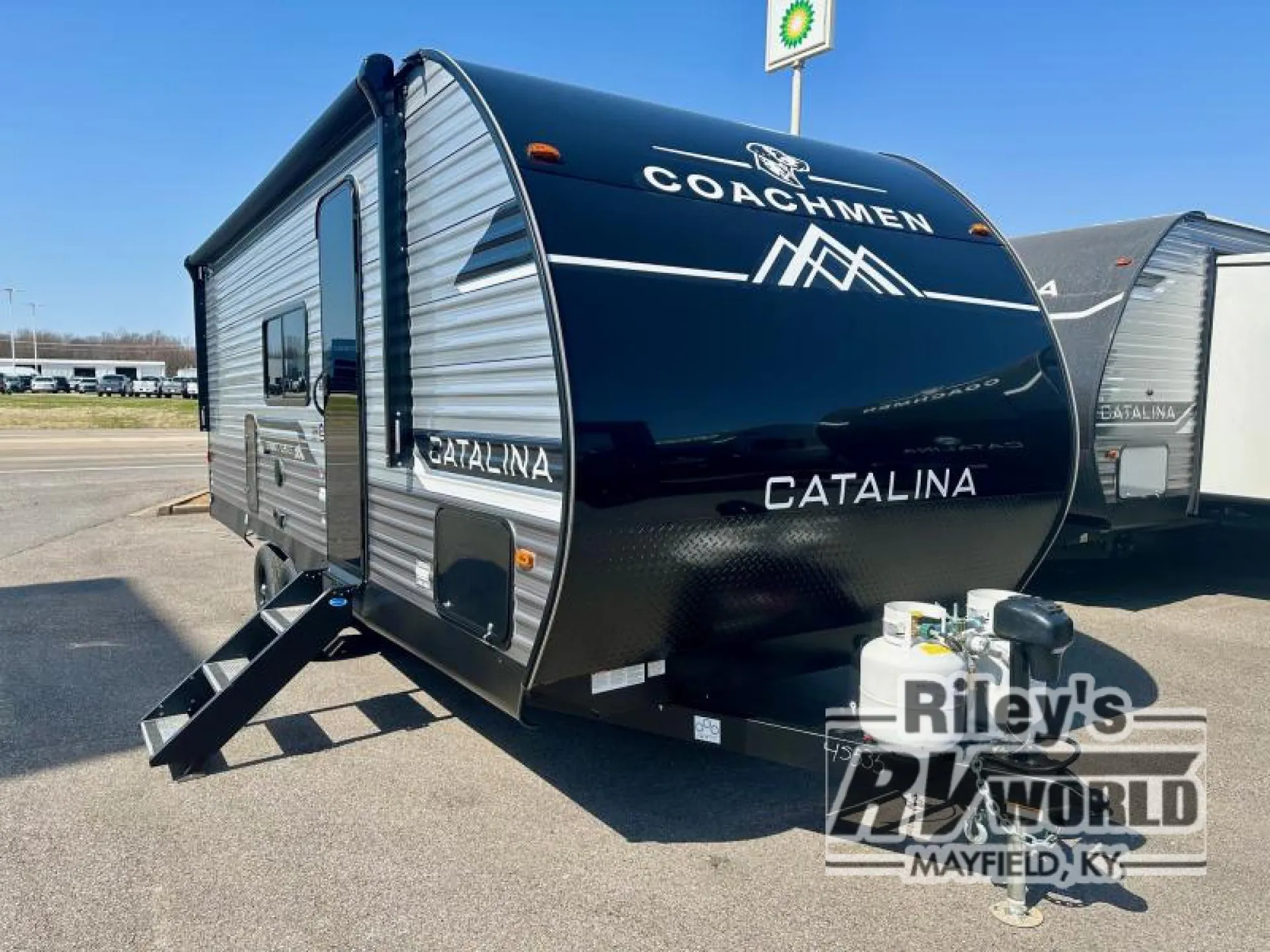 2025 Coachmen Catalina Summit Series 8 221MKE - Photo 2
